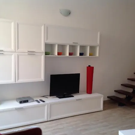Apartment Capobianco Suit *
